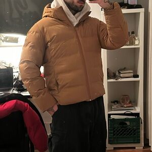 BRAND NEW PUFFER JACKET